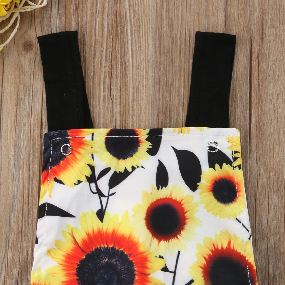 Newborn Baby Girl Floral Bodysuits Babies Flower Strap Backless Jumpsuit Bodysuits Sunsuit Outfit Clothes 0-24M
Newborn Baby Girl Floral Bodysuits Babies Flower Strap Backless Jumpsuit Bodysuits Sunsuit Outfit Clothes 0-24M