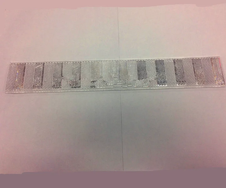 Зеркальный отражатель фотоэлектрический переключатель/светоотражатель светильник оптического экрана 350 мм * 55 мм
Зеркальный отражатель фотоэлектрический переключатель/светоотражатель светильник оптического экрана 350 мм * 55 мм