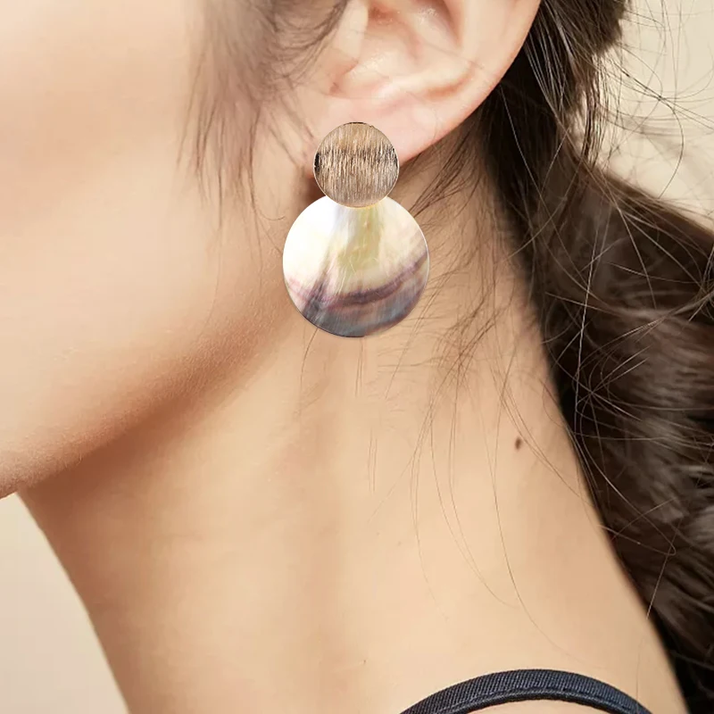 HOCOLE Fashion Gold Shell Stud Earrings For Women Vintage Geometric Round shell Earrings Wedding Jewelry 2019
HOCOLE Fashion Gold Shell Stud Earrings For Women Vintage Geometric Round shell Earrings Wedding Jewelry 2019