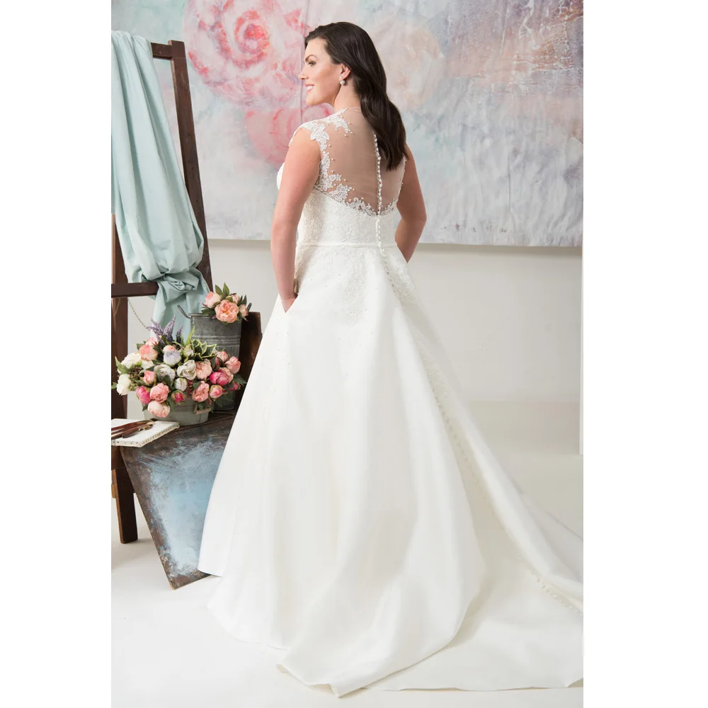 Атласное свадебное платье-трапеция Элегантное платье с глубоким круглым вырезом