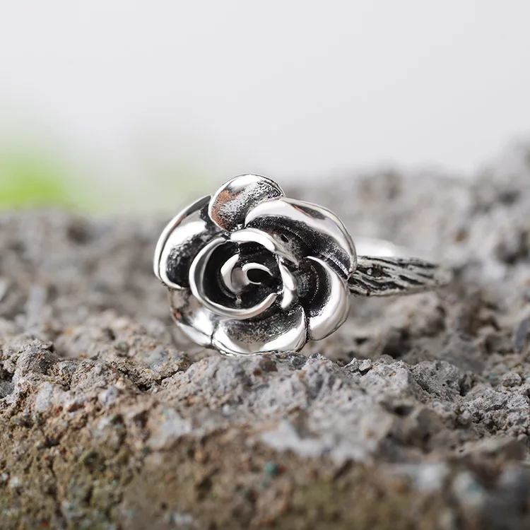 Vintage Stereo Vivid Rose Voluble Branches Ethnic Style Antique Silver Plated Rings For Women
Vintage Stereo Vivid Rose Voluble Branches Ethnic Style Antique Silver Plated Rings For Women