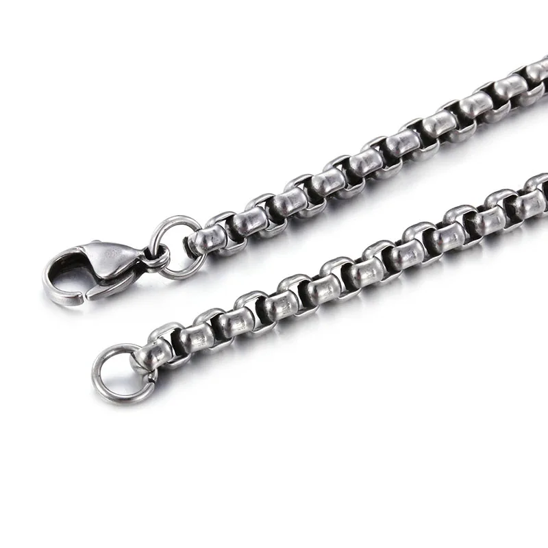 5pcs Lot in bulk stainless steel Square Rolo Chain necklace for Men jewlery 4mm 28''
5pcs Lot in bulk stainless steel Square Rolo Chain necklace for Men jewlery 4mm 28''
