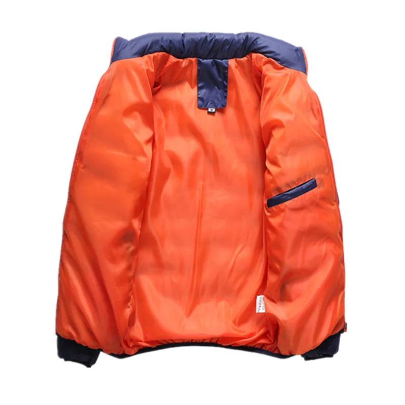 Autumn and Winter Men Outwear Warm Parkas Stand Collar Casual Jackets Slim Fit Zipper Coat
Autumn and Winter Men Outwear Warm Parkas Stand Collar Casual Jackets Slim Fit Zipper Coat