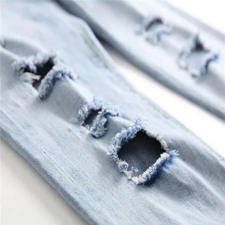 Jeans for Men Casual Stretch Ripped Hole Skinny Jeans Male Summer Fashion High Street Light Blue Solid Denim Pants Plus Size
Jeans for Men Casual Stretch Ripped Hole Skinny Jeans Male Summer Fashion High Street Light Blue Solid Denim Pants Plus Size