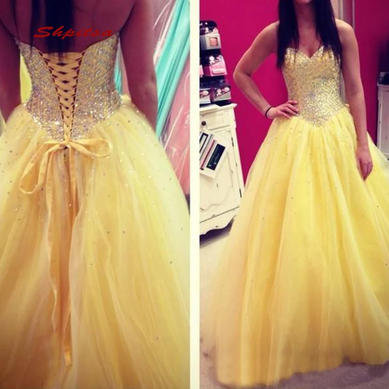Luxury Crystals Yellow Quinceanera Dresses Ball Gown Sweetheart Prom Debutante Sixteen Sweet 16 Dress vestidos de 15 anos
Luxury Crystals Yellow Quinceanera Dresses Ball Gown Sweetheart Prom Debutante Sixteen Sweet 16 Dress vestidos de 15 anos