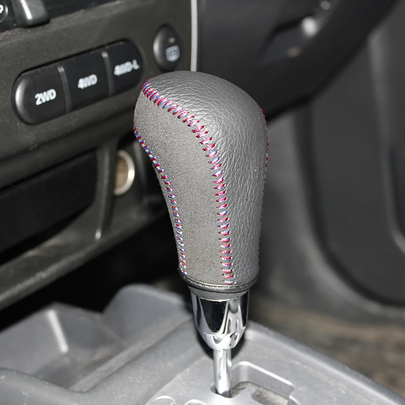 Genuine Leather gear knob cover For Suzuki jimny AT car cover on the gear shift knob gear stick case ppc cpr pen
Genuine Leather gear knob cover For Suzuki jimny AT car cover on the gear shift knob gear stick case ppc cpr pen