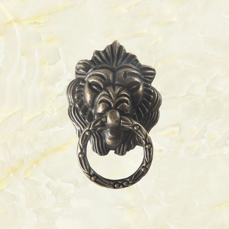 Antique Bronze Lion Head Design Drawer Ring Pull Handle Knob Cabinet Pulls Handles Decorative Gift Box
Antique Bronze Lion Head Design Drawer Ring Pull Handle Knob Cabinet Pulls Handles Decorative Gift Box