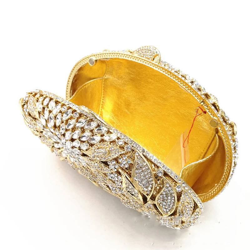 2020 New Arrival Hollow Out Diamond Floral Evening Bags Clutches Women Party Fashion Female Wedding Evening Chain Clutches
2020 New Arrival Hollow Out Diamond Floral Evening Bags Clutches Women Party Fashion Female Wedding Evening Chain Clutches