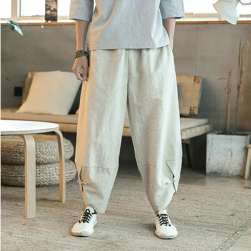 Hip Hop Harem Pants Men 2021 Mens Harajuku Chinese Style Trousers Joggers Ankle-Length Pockets Pants Male Casual Streetwear
Hip Hop Harem Pants Men 2021 Mens Harajuku Chinese Style Trousers Joggers Ankle-Length Pockets Pants Male Casual Streetwear