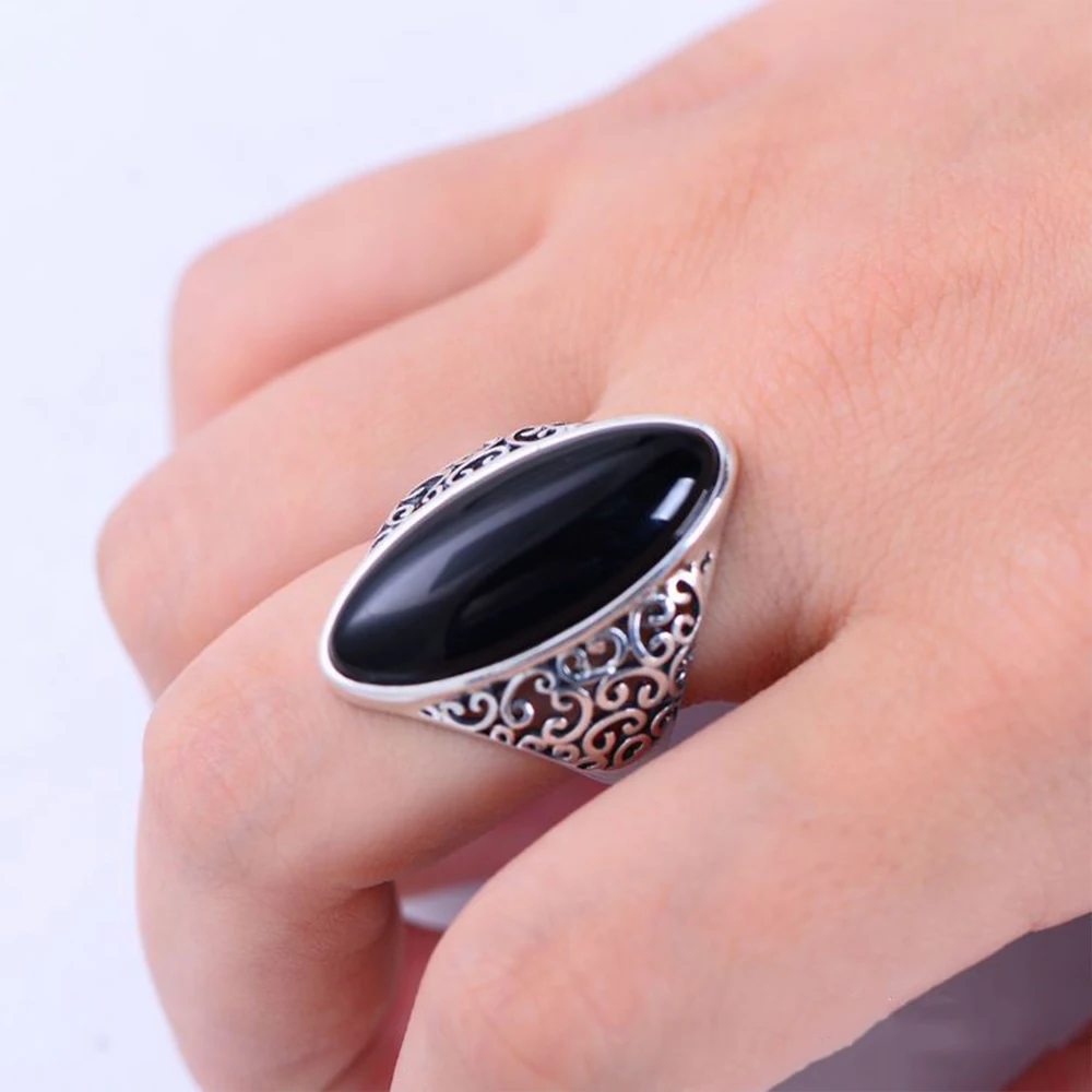 MetJakt Natural Black Agate Vintage Ring & Hand-carved Hollow Pattern Solid 925 Sterling Silver Ring for Women Fine Jewelry
MetJakt Natural Black Agate Vintage Ring & Hand-carved Hollow Pattern Solid 925 Sterling Silver Ring for Women Fine Jewelry