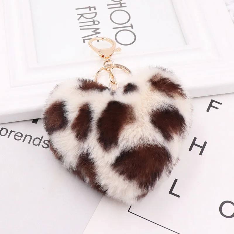 RE Wholesale Leopard animal faux fur keychain women bag charms pompoms hanging car keyring jewelry Heart shaped trinket K31
RE Wholesale Leopard animal faux fur keychain women bag charms pompoms hanging car keyring jewelry Heart shaped trinket K31