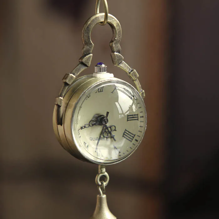 2021 NEW Vintage Bronze Quartz Pocket Watch Ball Glass Pocket Watch Necklace Chain Steampunk Antique Jewelry Pocket Watch
2021 NEW Vintage Bronze Quartz Pocket Watch Ball Glass Pocket Watch Necklace Chain Steampunk Antique Jewelry Pocket Watch