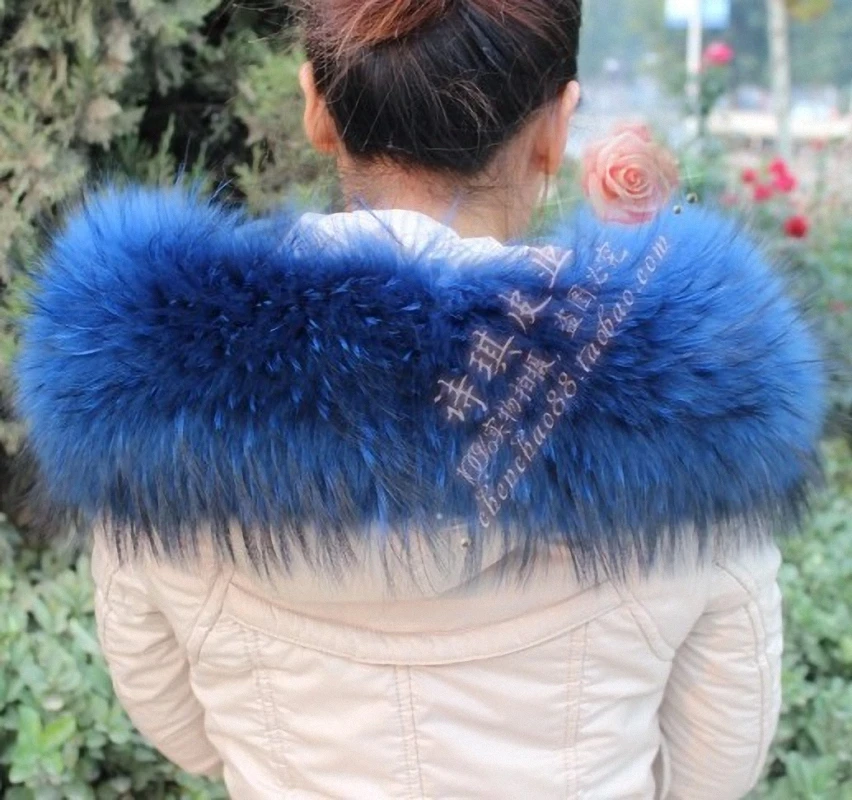 Colorful Genuine Raccoon Fur Detachable Collar Scarfs Fashion Coat Sweater Detachable Jacket Luxury Fur Collar C003-blue
Colorful Genuine Raccoon Fur Detachable Collar Scarfs Fashion Coat Sweater Detachable Jacket Luxury Fur Collar C003-blue