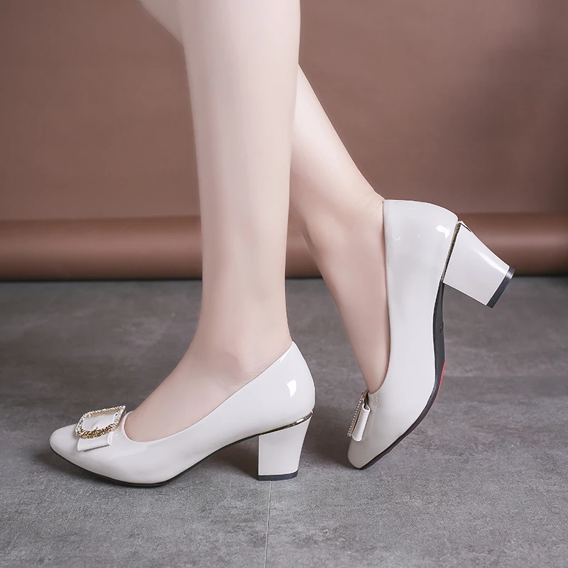 Autumn Women Shoes Woman Elegant Office Pumps Solid Black Leather Square High Heels Shallow Shoes Oxfords Plus Size Ladies Shoes
Autumn Women Shoes Woman Elegant Office Pumps Solid Black Leather Square High Heels Shallow Shoes Oxfords Plus Size Ladies Shoes