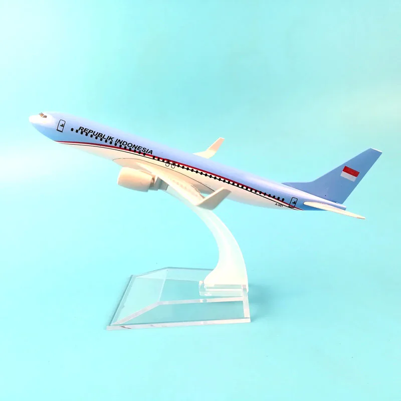 BOEING 737 пассажирские 16 см REPUBLIK Индонезия авиакомпаний металлического сплава