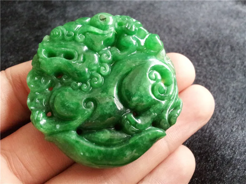 Factory wholesale supply of natural jade Pi Xiu Burma jade dry green jade pendant pendant iron dragon dance
Factory wholesale supply of natural jade Pi Xiu Burma jade dry green jade pendant pendant iron dragon dance