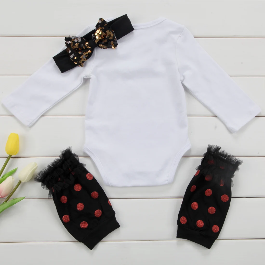 3PCS Cute Infant Baby Girls Clothes Set 2017 New Halloween Outfit Clothes Bodysuit Jumpsuit Bodysuit+ Leg Warmers Set
3PCS Cute Infant Baby Girls Clothes Set 2017 New Halloween Outfit Clothes Bodysuit Jumpsuit Bodysuit+ Leg Warmers Set