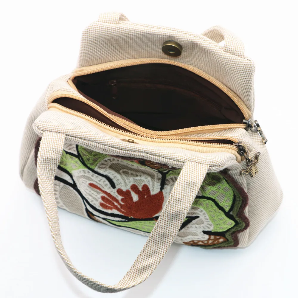 Ladies Hand Bags Women Small Vintage Clutch Purses and Handbags Flower Embroidered National Woman Bag Bohemian Casual Tote Bolsa
Ladies Hand Bags Women Small Vintage Clutch Purses and Handbags Flower Embroidered National Woman Bag Bohemian Casual Tote Bolsa