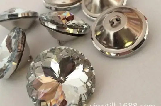 1000 шт., 30 мм, 3 цвета, стразы, распродажа, застежка bauhinia, кристальная мягкая упаковка, пуговицы для дивана, стеклянные пуговицы для баухинии
1000 шт., 30 мм, 3 цвета, стразы, распродажа, застежка bauhinia, кристальная мягкая упаковка, пуговицы для дивана, стеклянные пуговицы для баухинии