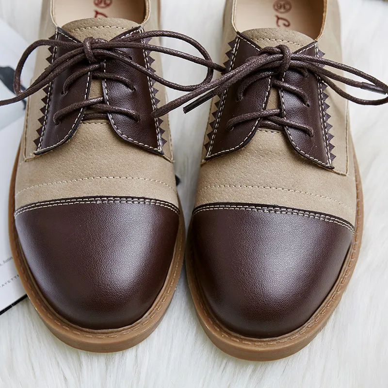 Brand women flats loafers genuine leather patchwork fashion lace up shoes girls Vintage round toe black khaki female sewing shoe
Brand women flats loafers genuine leather patchwork fashion lace up shoes girls Vintage round toe black khaki female sewing shoe