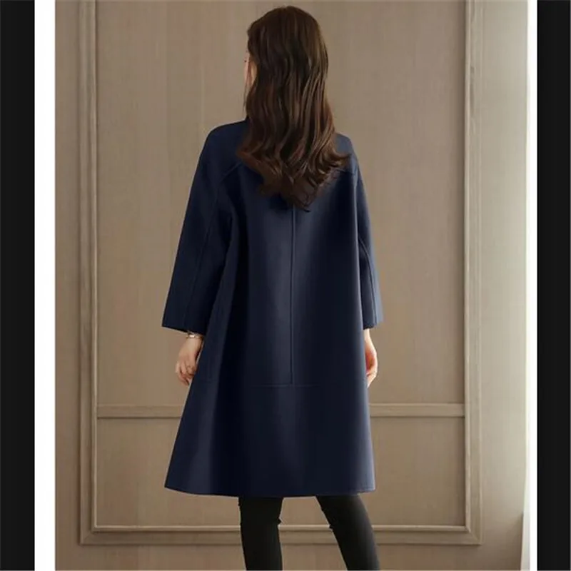 2017new hot autumn winter women jacket women loose outerwear long style soild woolen parka female Big yards slim jacket Q984
2017new hot autumn winter women jacket women loose outerwear long style soild woolen parka female Big yards slim jacket Q984