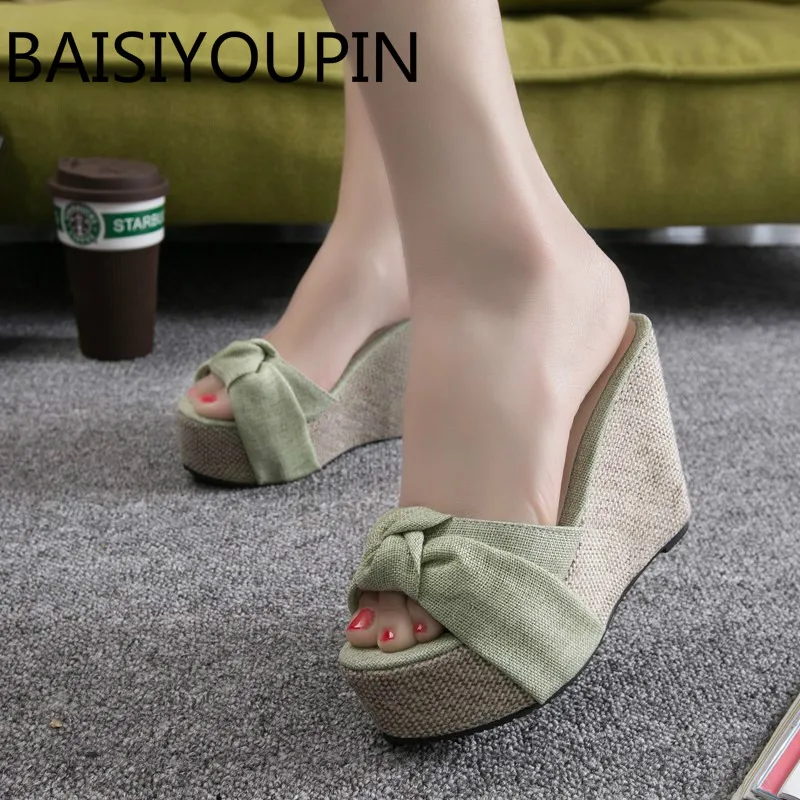 2018 Summer Women Slope Slippers Female Roman Bow Flax Sandal High Heel Wedges Shoes Platform Daily Beach Sandals A Word Slides
2018 Summer Women Slope Slippers Female Roman Bow Flax Sandal High Heel Wedges Shoes Platform Daily Beach Sandals A Word Slides