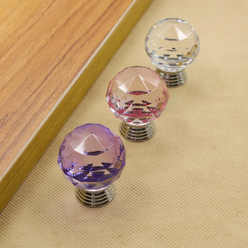 Crystal handle 30mm spherical glass single hole transparent foreign trade cabinet drawer K9 European modern handle
Crystal handle 30mm spherical glass single hole transparent foreign trade cabinet drawer K9 European modern handle