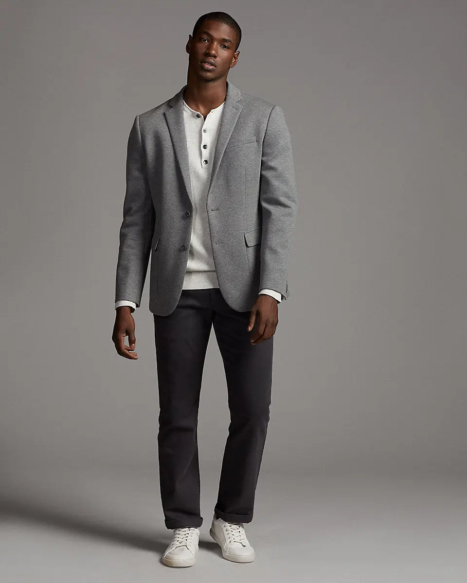 Gray Coat Jacket 2 Buttons Solid Formal Business Causal Wedding Suit Custom Made
Gray Coat Jacket 2 Buttons Solid Formal Business Causal Wedding Suit Custom Made
