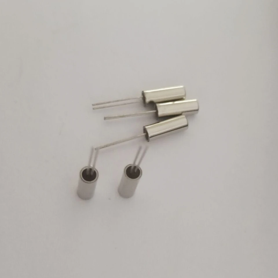 10pcs In-line cylindrical crystal 32.768KHZ 6PF +-5PPM 2*6 206 High precision 32.768K resonator
10pcs In-line cylindrical crystal 32.768KHZ 6PF +-5PPM 2*6 206 High precision 32.768K resonator