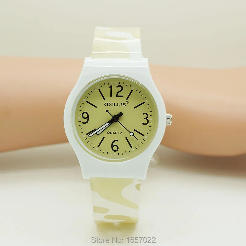 Top brand luxury unisex casual silicone camouflage strap waterproof watches for children gift wristwatch
Top brand luxury unisex casual silicone camouflage strap waterproof watches for children gift wristwatch