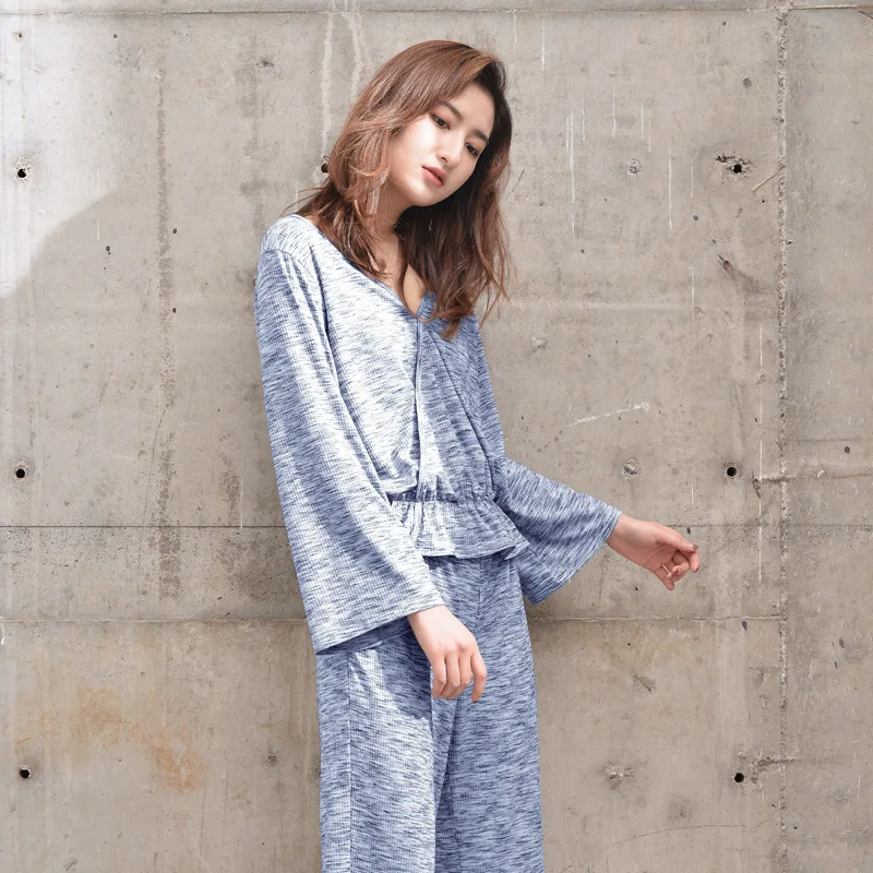 Spring 2009 New Home Clothing Modal Long Sleeve Pants Slim Sleepwear Suit V-Neck Pajamas for Women Loose and Soft Home Pyjamas
Spring 2009 New Home Clothing Modal Long Sleeve Pants Slim Sleepwear Suit V-Neck Pajamas for Women Loose and Soft Home Pyjamas