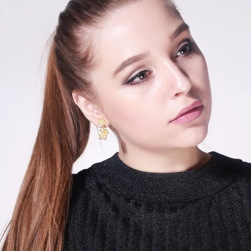 OMHXFC Wholesale European Fashion Woman Girl Party Birthday Wedding Mother Gift Vintage Fine Flower 24KT Gold Stud Earrings EH55
OMHXFC Wholesale European Fashion Woman Girl Party Birthday Wedding Mother Gift Vintage Fine Flower 24KT Gold Stud Earrings EH55