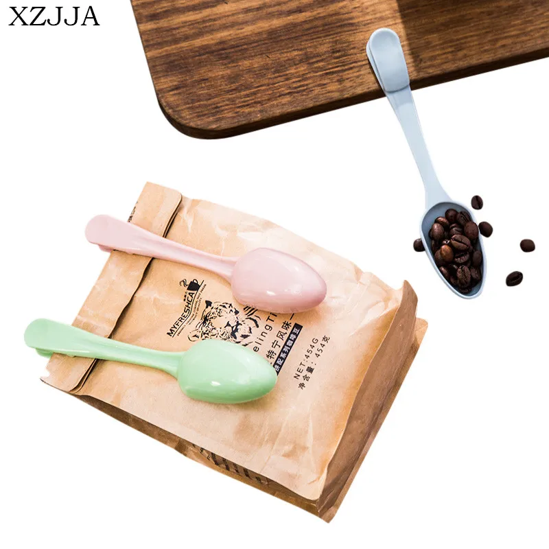 XZJJA Creativity Multifunction Food Bag Seal Clip Coffee Bean Tea Scoop Home Kitchen Food Storage Retain Freshness Sealing Clamp
XZJJA Creativity Multifunction Food Bag Seal Clip Coffee Bean Tea Scoop Home Kitchen Food Storage Retain Freshness Sealing Clamp
