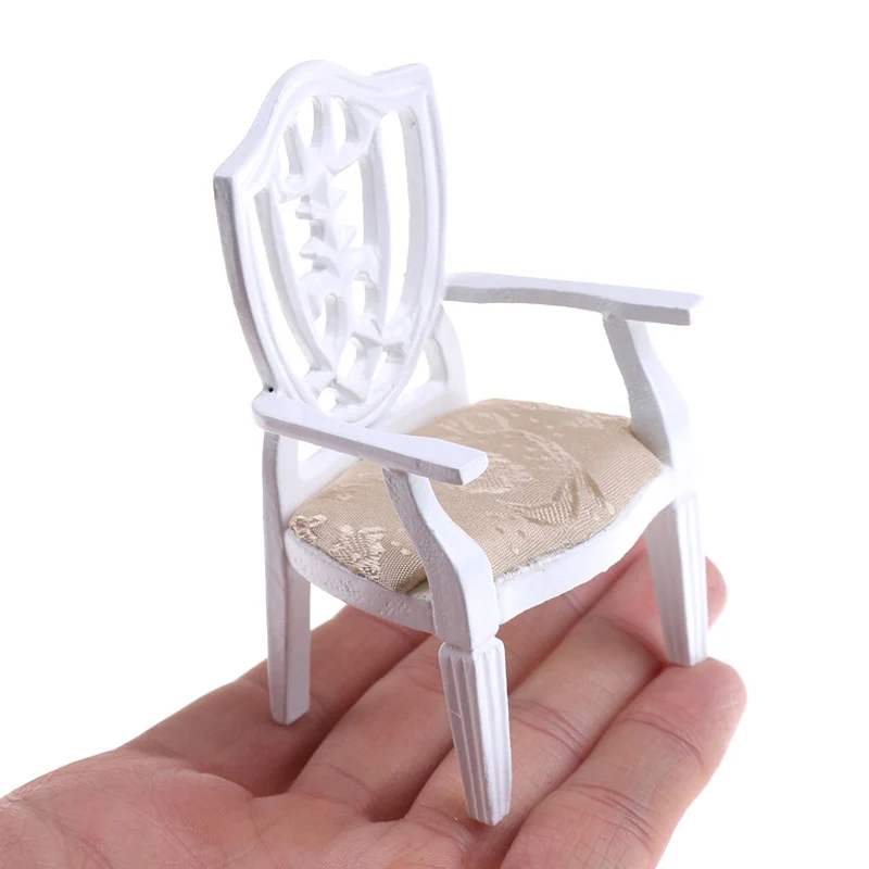 1pcs 1:12 White Wooden Chair Dollhouse Miniature Furniture Comfortable Seat For Dolls House Accessories Decor Toys
1pcs 1:12 White Wooden Chair Dollhouse Miniature Furniture Comfortable Seat For Dolls House Accessories Decor Toys