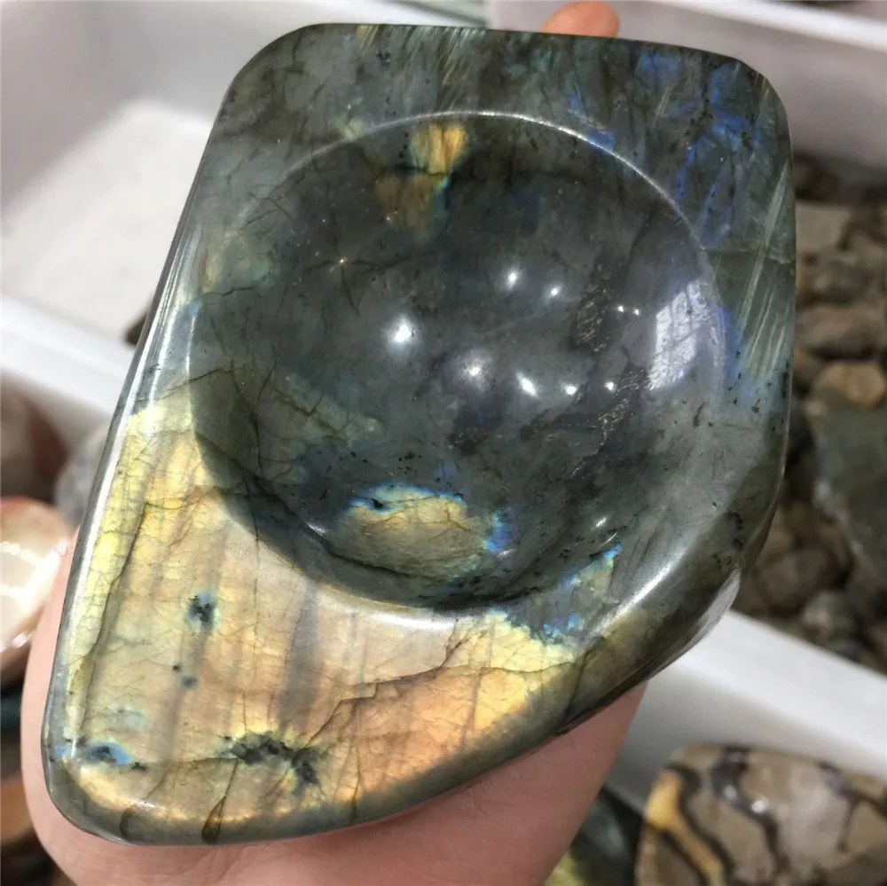 New arrivals 1pcs natural labradorite crystal ashtray reiki healing shaped rock for home decor hi-fashion
New arrivals 1pcs natural labradorite crystal ashtray reiki healing shaped rock for home decor hi-fashion