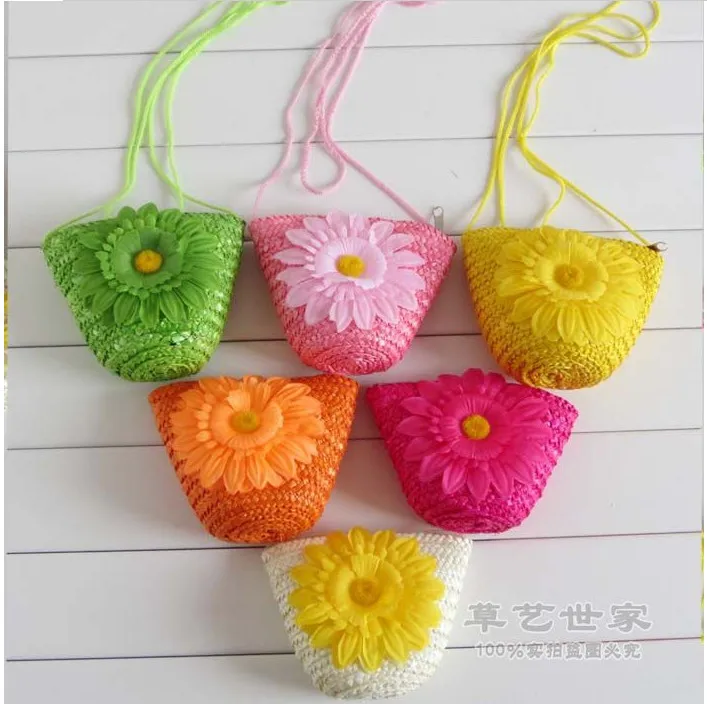 10pcs 2022 women's flower Decoration beach one shoulder casual 7 colors straw bag woven bag
10pcs 2022 women's flower Decoration beach one shoulder casual 7 colors straw bag woven bag