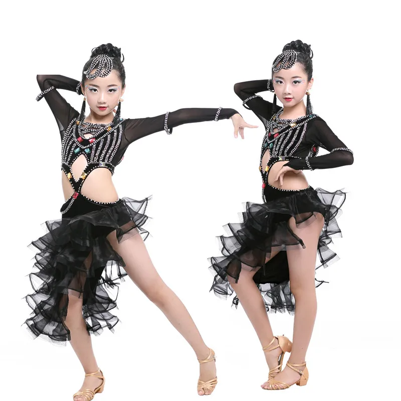 Children 's professional Latin dance performance clothing new girl bright bristle Latin dance dress children' s Latin clothing
Children 's professional Latin dance performance clothing new girl bright bristle Latin dance dress children' s Latin clothing
