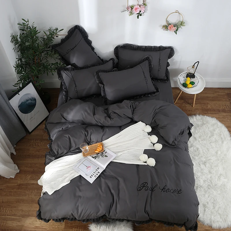 Embroidery Lace Edge 4Pcs Bedding Set Korean Style Sanding Warm Thick Duvet Cover Pillowcase Bedclothes Princess Bed Linen
Embroidery Lace Edge 4Pcs Bedding Set Korean Style Sanding Warm Thick Duvet Cover Pillowcase Bedclothes Princess Bed Linen