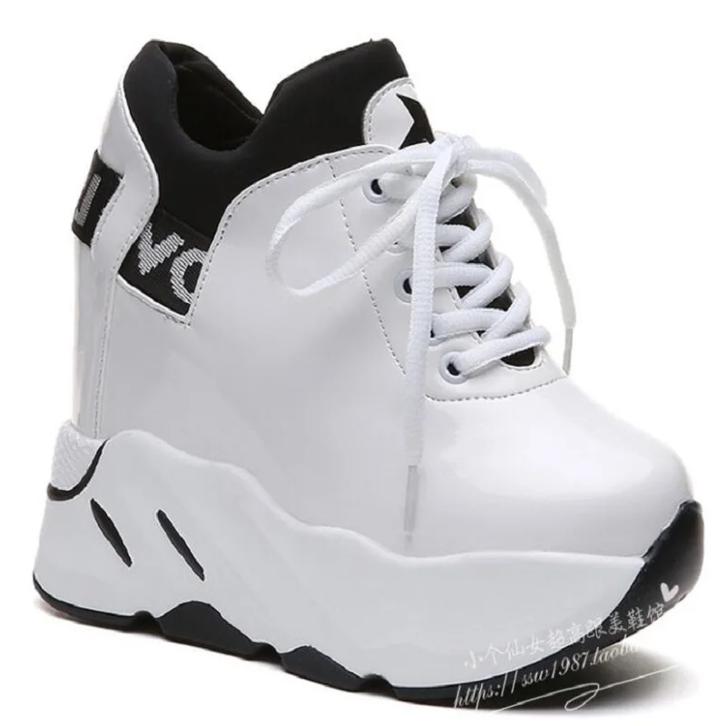 2019 spring and autumn new small white shoes are versatile with thick soles and sports casual shoes with 12cm super high heels
2019 spring and autumn new small white shoes are versatile with thick soles and sports casual shoes with 12cm super high heels