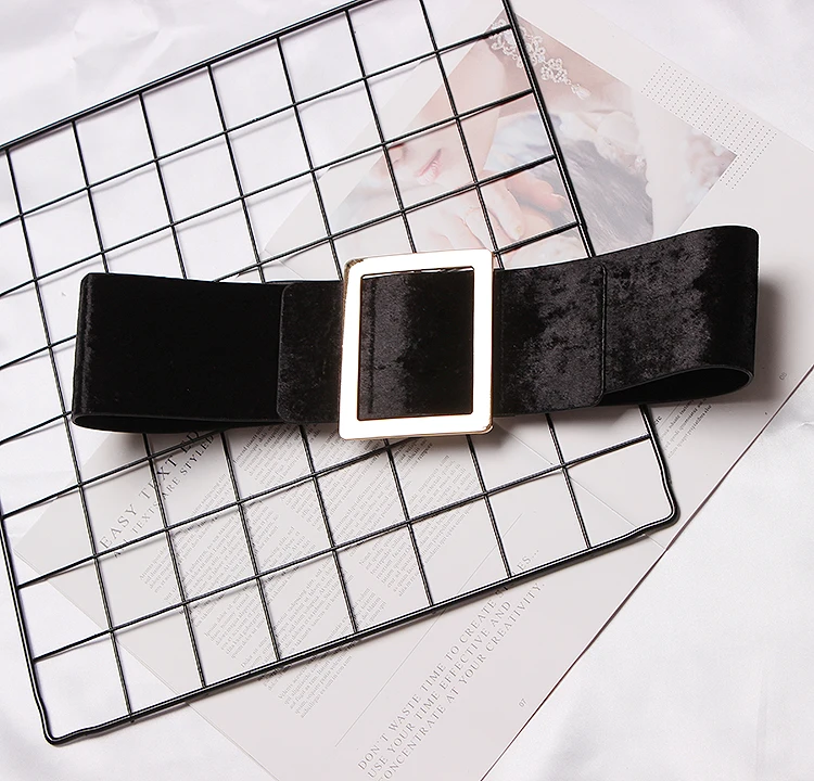 2019 New Luxury Velvet PU Dress Belts For Women 7.5CM Wide Rivet Waist Belts Elegant Ladies Silver Blue Buckle Corset Waist Band
2019 New Luxury Velvet PU Dress Belts For Women 7.5CM Wide Rivet Waist Belts Elegant Ladies Silver Blue Buckle Corset Waist Band