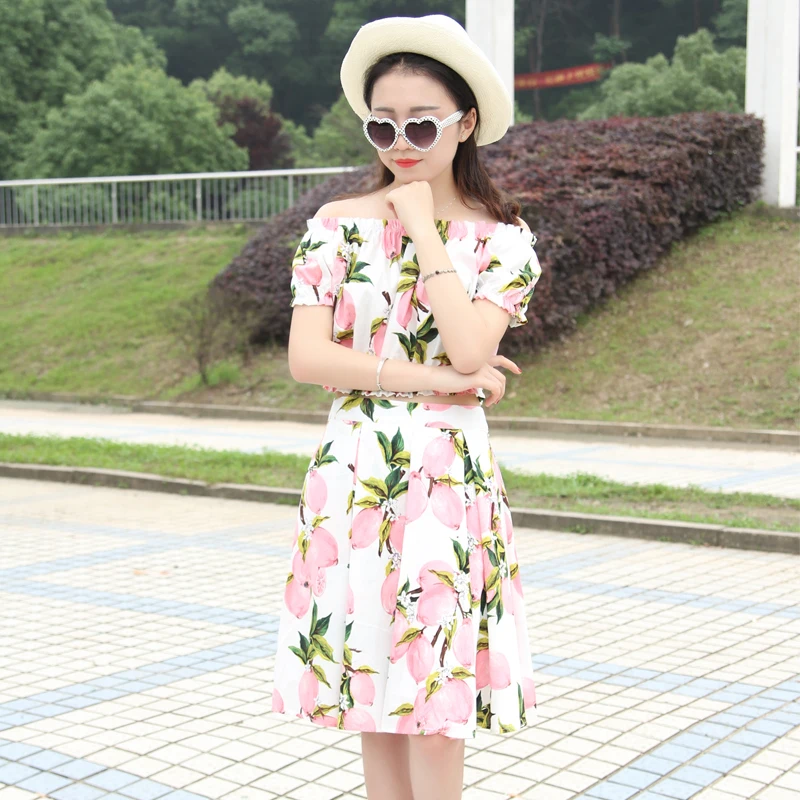 Customize Women Vintage Elegant Slash Neck Plus Size Pink Lemon Print Short Cotton T Shirt Clothing Top + A Line Skirt 2PCS Sets
Customize Women Vintage Elegant Slash Neck Plus Size Pink Lemon Print Short Cotton T Shirt Clothing Top + A Line Skirt 2PCS Sets