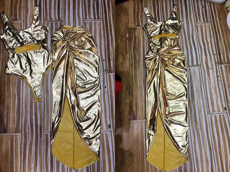 2019 New gold and silver two-piece Bodysuits Spaghetti Strap Celebrity evening party Knitted bodycon Rompers Bandage jumpsuits
2019 New gold and silver two-piece Bodysuits Spaghetti Strap Celebrity evening party Knitted bodycon Rompers Bandage jumpsuits