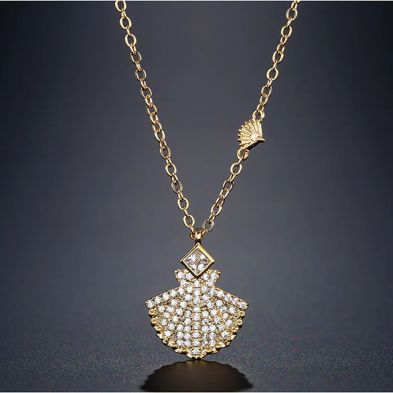 New European Form Of A Fan Full Mirco Cubic Zircon Necklace Elegant For Women Girlfriend Gift
New European Form Of A Fan Full Mirco Cubic Zircon Necklace Elegant For Women Girlfriend Gift