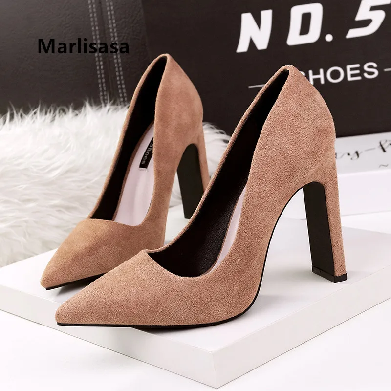 Marlisasa Vrouwen Hoge Hakken Women Cute Sweet High Quality Square Heel Pumps Lady Leisure Black Slip on High Heel Shoes F2576
Marlisasa Vrouwen Hoge Hakken Women Cute Sweet High Quality Square Heel Pumps Lady Leisure Black Slip on High Heel Shoes F2576