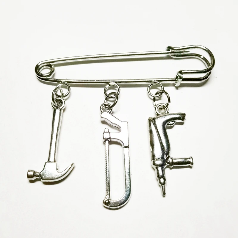 2019 1PC Fashion Jewelry Mini Tool brooch, Electric Drill brooch, Hacksaw, Hammer Brooch Dres S elegant Diy Handmade
2019 1PC Fashion Jewelry Mini Tool brooch, Electric Drill brooch, Hacksaw, Hammer Brooch Dres S elegant Diy Handmade