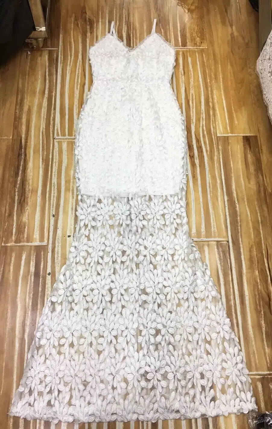 high quality 2018 fashion Lace white Sleeveless long dress Elegant V-Neck Celebrity evening party Bandage Vestidos bodycon dress
high quality 2018 fashion Lace white Sleeveless long dress Elegant V-Neck Celebrity evening party Bandage Vestidos bodycon dress