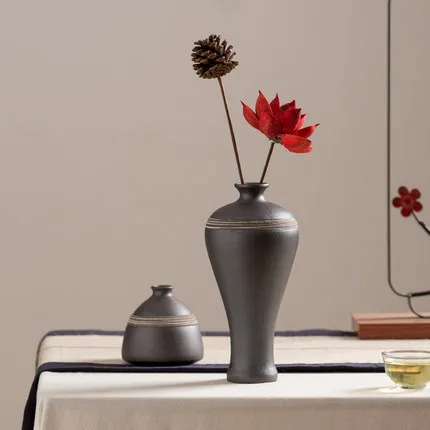 Ceramics Classical Small Vase Flower Arrangement Living Room Table Tea Ceremony Decorations Retro Black Pottery
Ceramics Classical Small Vase Flower Arrangement Living Room Table Tea Ceremony Decorations Retro Black Pottery