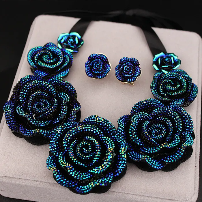 New Arrival High Quality Fashion Necklaces Big Blue Resin Flower Necklaces & Pendants Chunky Statement Necklace for Women X1629
New Arrival High Quality Fashion Necklaces Big Blue Resin Flower Necklaces & Pendants Chunky Statement Necklace for Women X1629