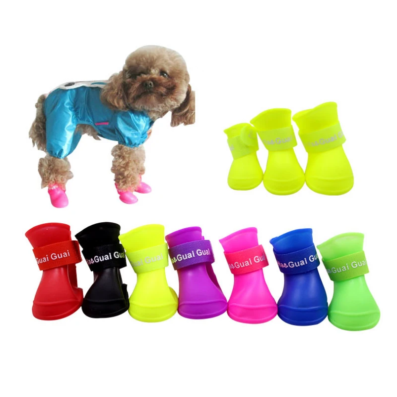 The pet dog boots with four silicone antiskid shoes wear waterproof shoes candy colored pet rainy days appear essential
The pet dog boots with four silicone antiskid shoes wear waterproof shoes candy colored pet rainy days appear essential
