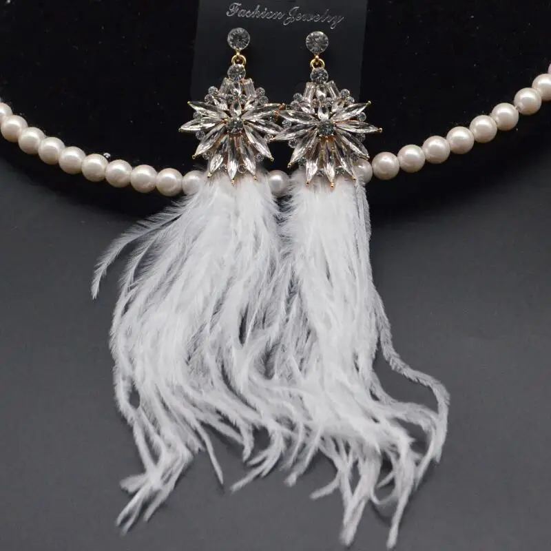 Fashion Sweet Feather Drop Earrings Real Ostrich hair Tassel Crystal Long Dangle Earring for Women Jewelry
Fashion Sweet Feather Drop Earrings Real Ostrich hair Tassel Crystal Long Dangle Earring for Women Jewelry